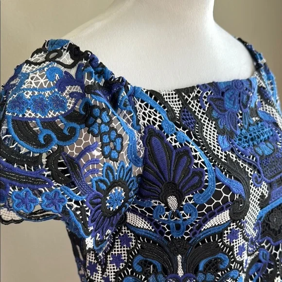 Alice + Olivia Guipure Off Shoulder Crochet Embroidery Blouse Top Lace Blue Sz S Blouses